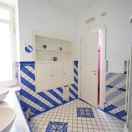 Nocleg ze śniadaniem Milleduecento Luxury Salerno