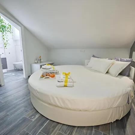Milleduecento Luxury Nocleg ze śniadaniem 4*